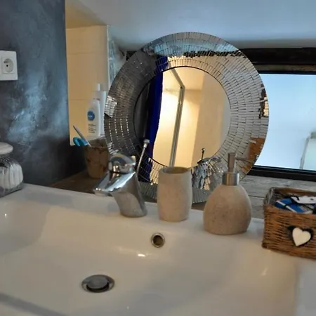 Apartment Loft A 15 Minutes A Pied Du Centre Et 5 Du Tramway